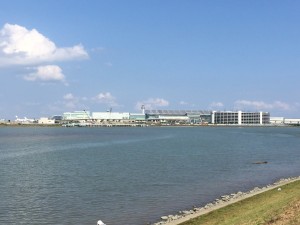 戦略特区推進議員連盟の一員として川崎市川崎区の「キングスカイフロント」を視察。