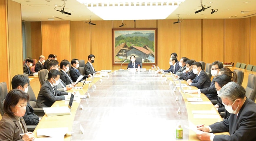 超党派から成る政務活動費連絡会では、議会の透明性を高めるための議論が積極的に行われます。
