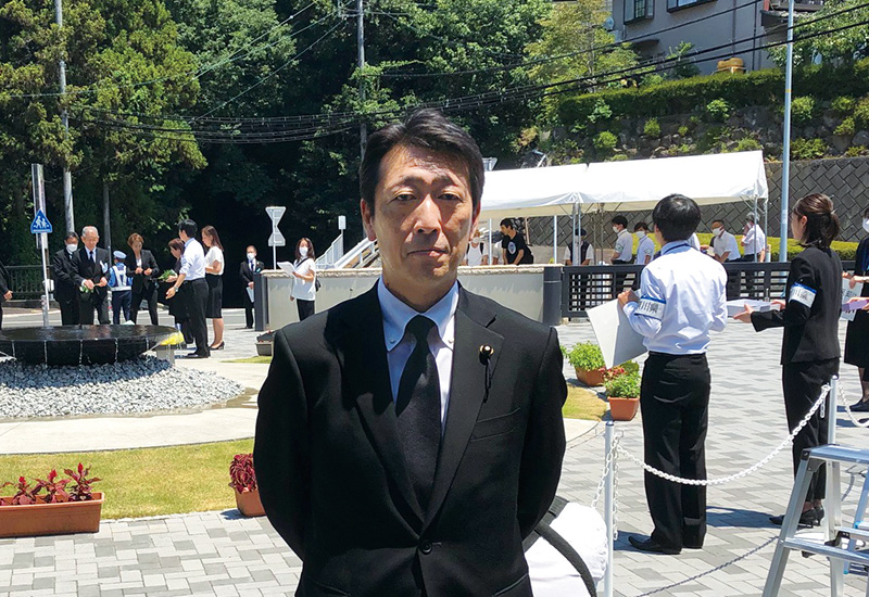 共生社会の委員長として津久井やまゆり園事件慰霊祭に参加しました。